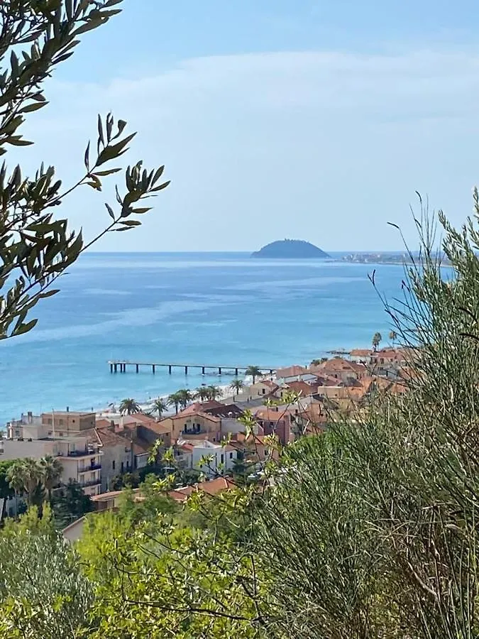 Villa Paolina Ceriale - app. 6 posti Appartamento